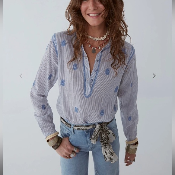 MAISON HOTEL PAISLEY BLOUSE - Picture 1 of 2